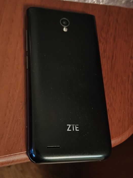 Смартфон ZTE Blade A210