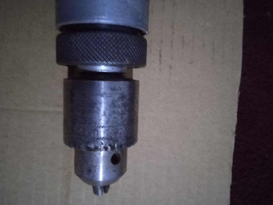 Бормашина ударна