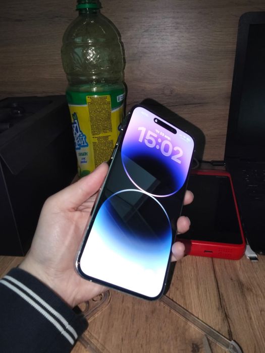 Продам айфон 14 про макс 256 гб