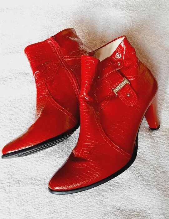 Botine damă din piele Arcomixt fabricate în România, nr.41