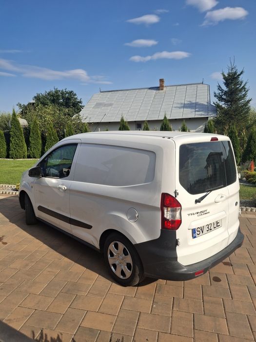 Ford transit courier