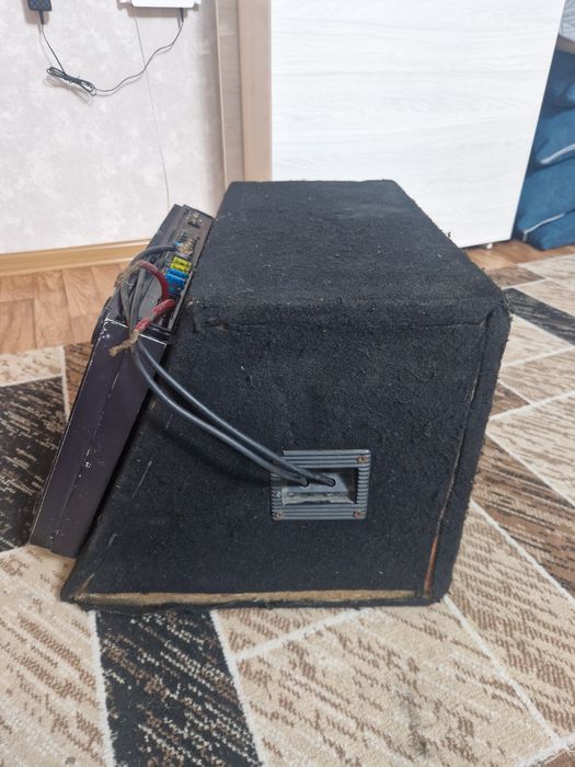 Продам саббуфер XPLOD торг нет Срочно за 10к