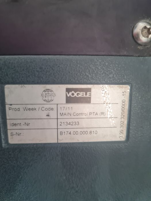 Пульты в комплекте для асфальта укладчика