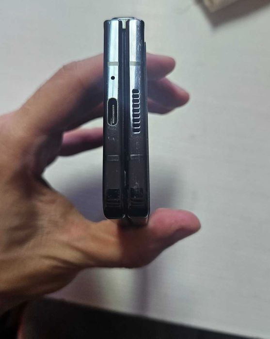 Samsung Galaxy Z Fold5