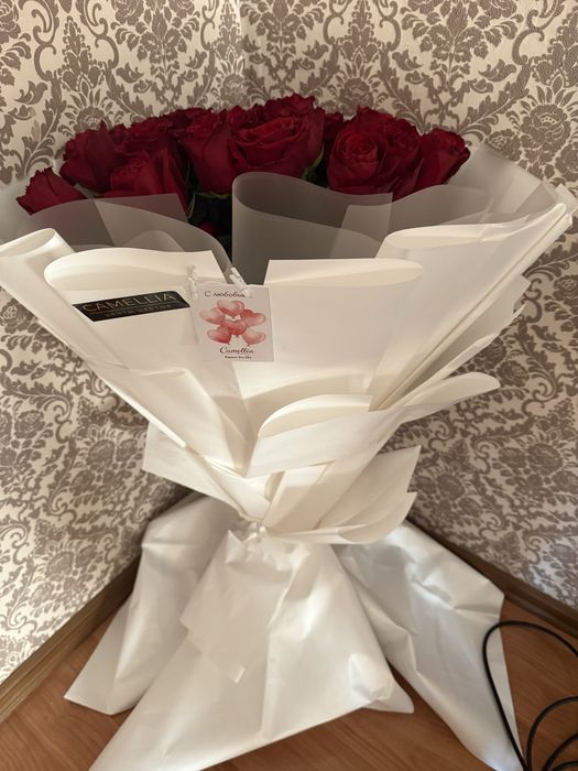 Длинные Розы.Цветы. Новый. 1 м