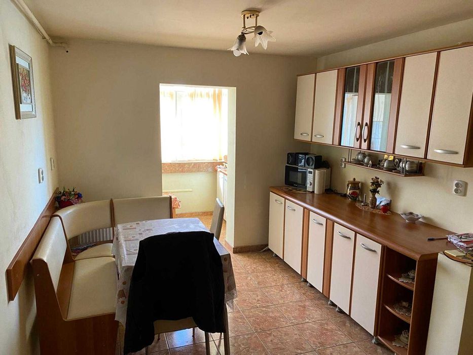 Apartament 3 camere decomandat – Zona Stadion, Zalău