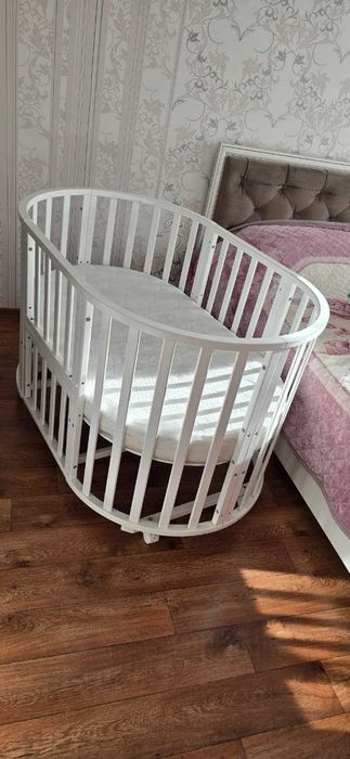 Продам детскую кроватку трансформер