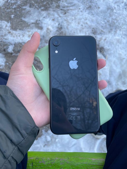 Айфон Хр 64гб 77%