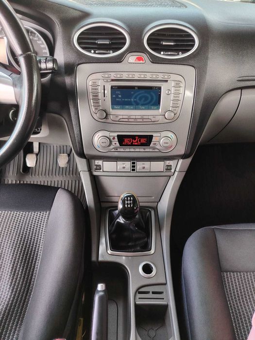 Vând Ford Focus 1.6 TDCi-2008