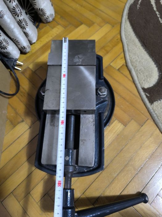 Menghină rotativă 90mm pentru mașini de găurit și frezat