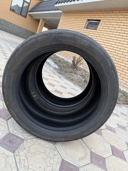 Шины 235/45/ R18