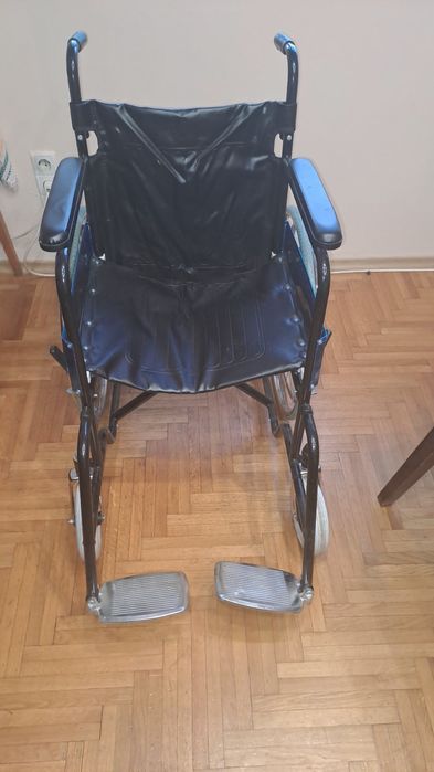 Количка за инвалиди.