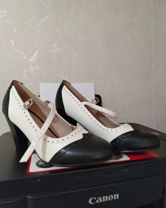 Продам туфли 38 размера