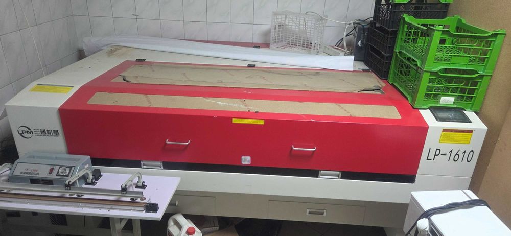 Лазерный станок для резки и гравировки