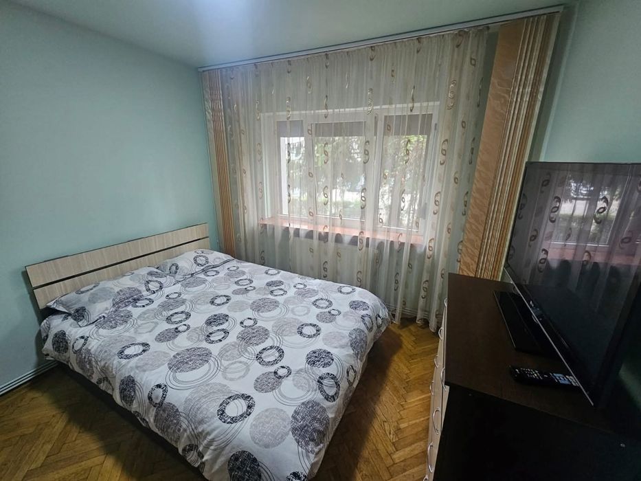 Inchiriez apartament cu 2 camere in Curtea de Arges