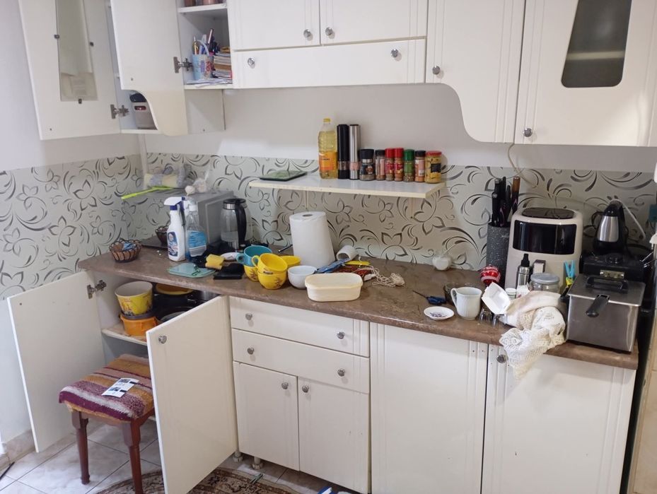 Prestez servicii de curățenie!