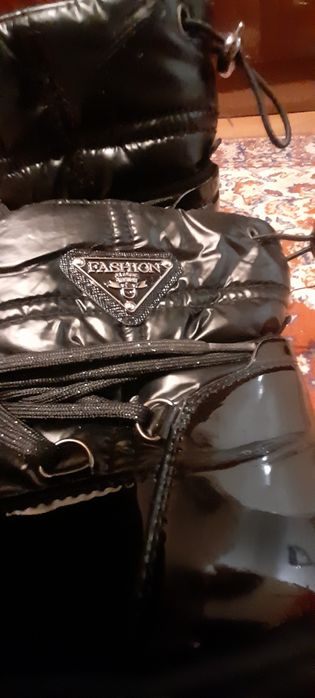 Юношески боти черни