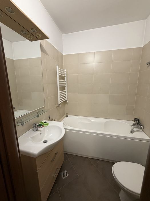 Sisesti apartament de inchiriat