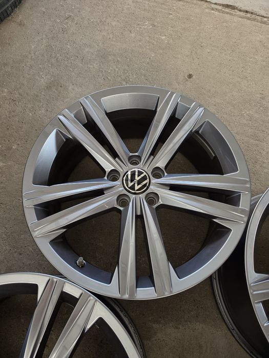 Джанти 18 / 5х112 - VW Arteon Passat и др. Sebring 5x112