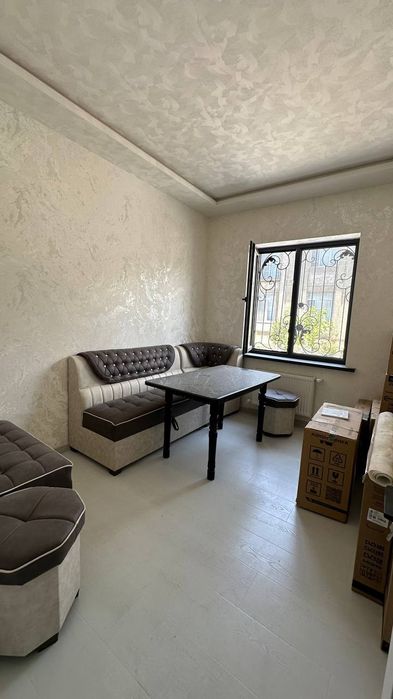 Янгихаёт район, Продаётся квартира Дубликат 57+57 m²