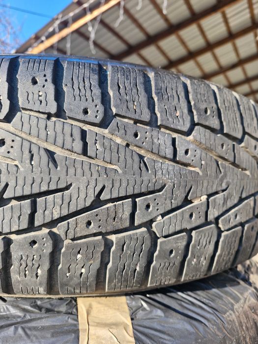 4 Anvelope 225 75 16 Nokian Hakkapellita SUV