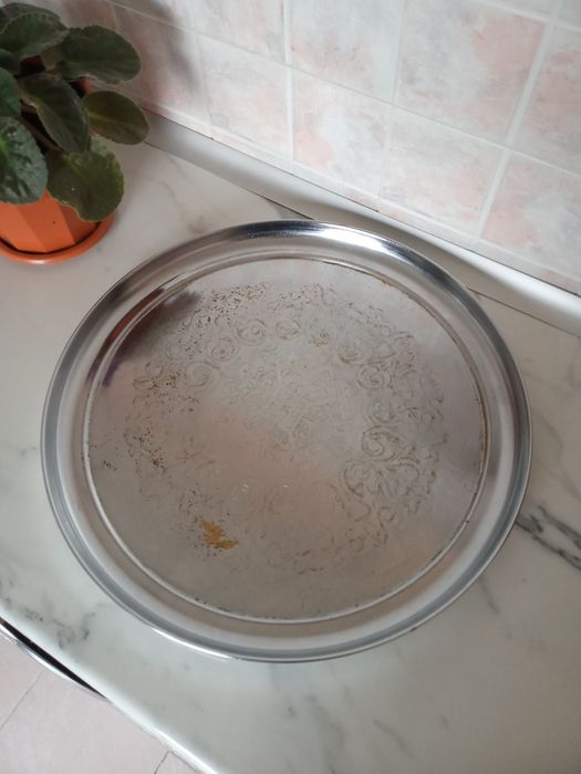 Поднос металлический