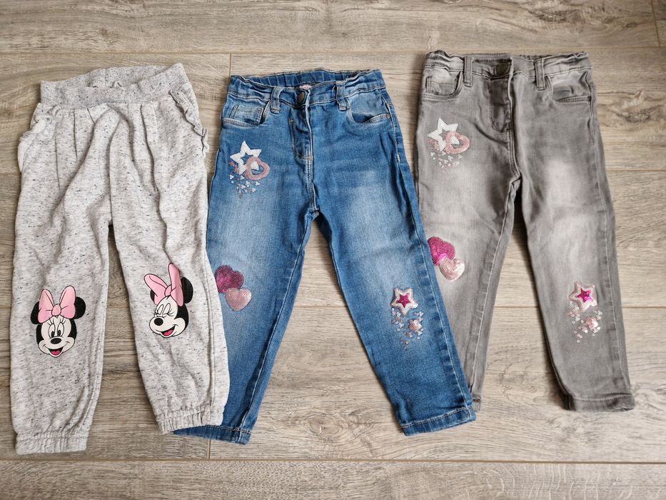 Lot 3 bucati blugi si pantaloni trening pentru fetita mar.92