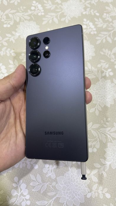 Samsung S25 ultra 256G telefon yangi 2 oy bulgan 1 yil garantiya bor