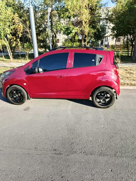 Автомобиль Спарк