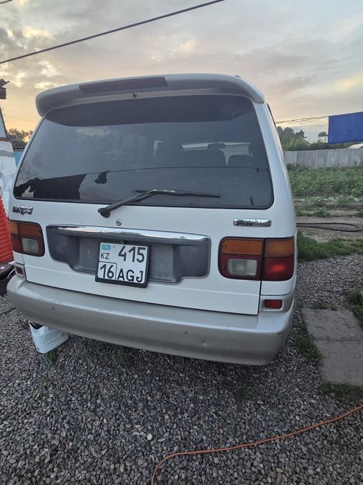 Mazda MPV автомобиль машина