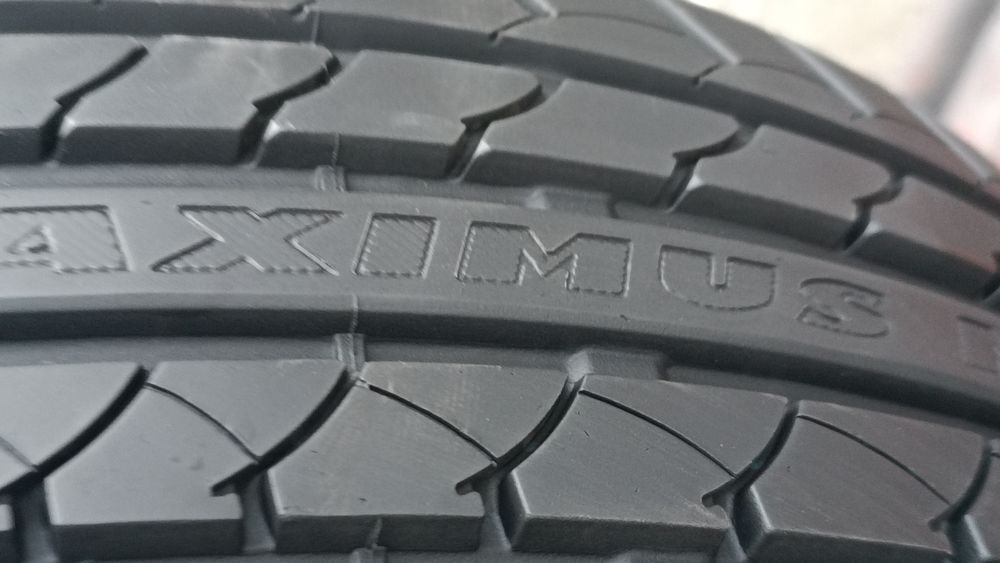 185/55/15 Maxtrex Дот 0125