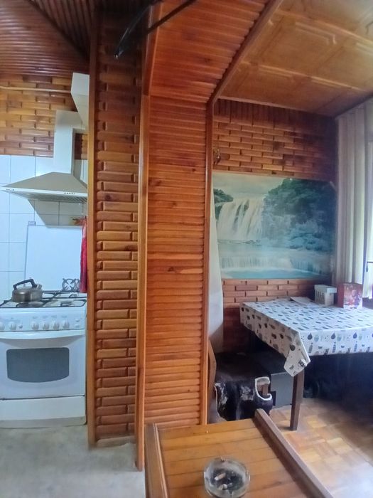 Карасу 6 бозор, ГОМ, 275 мактаб №477 J