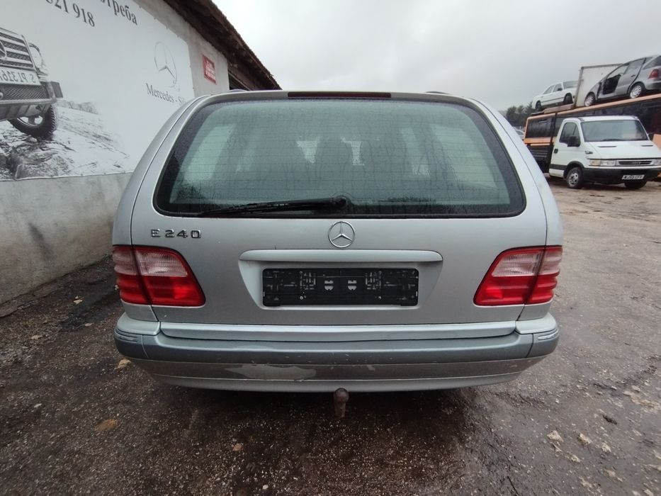 На Части Mercedes E class W 210