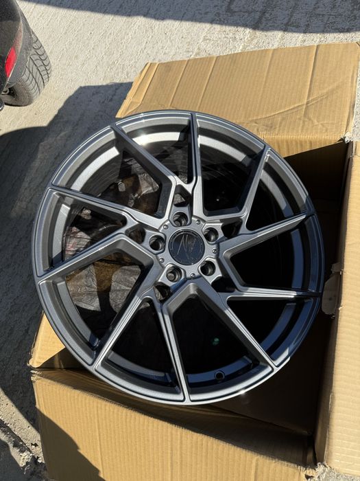 Vând jante ZP3.1 Deep Concave FlowForged