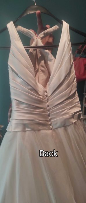 Сватбена рокля и аксесоари