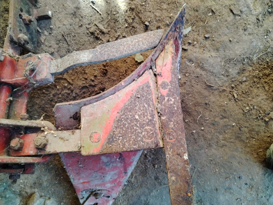 Плуг картофовадач култиватор прикачен инвентар руджерини