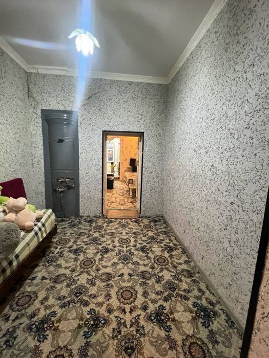 Tezda 1 sutuxli tayor hovli sotiladi