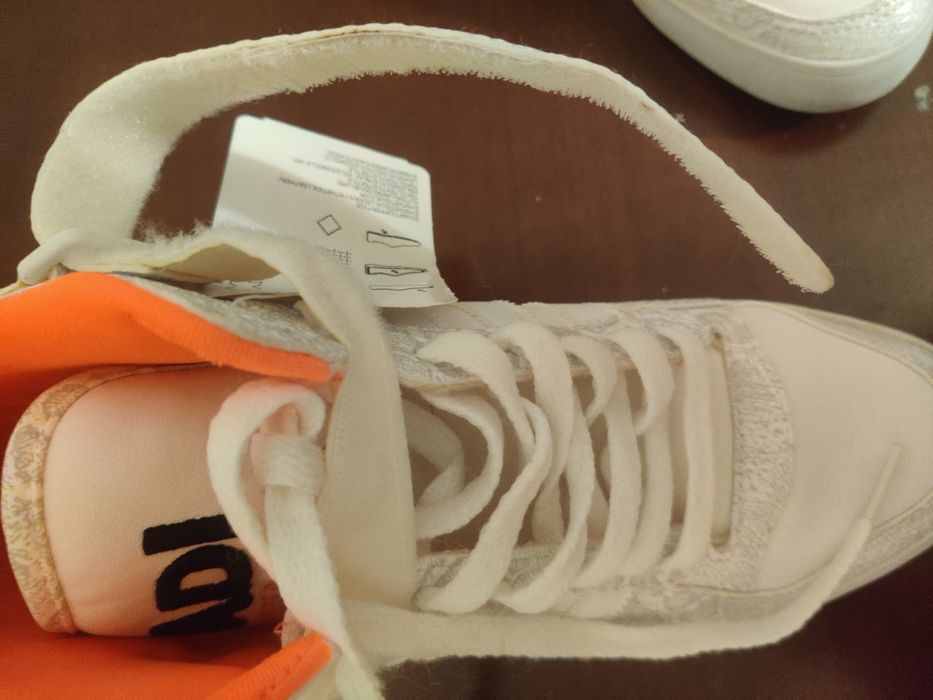 Адидас кроссовки оригинал