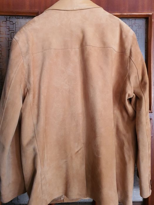 Sacou / geaca piele intoarsa stare excelenta produs in Italia