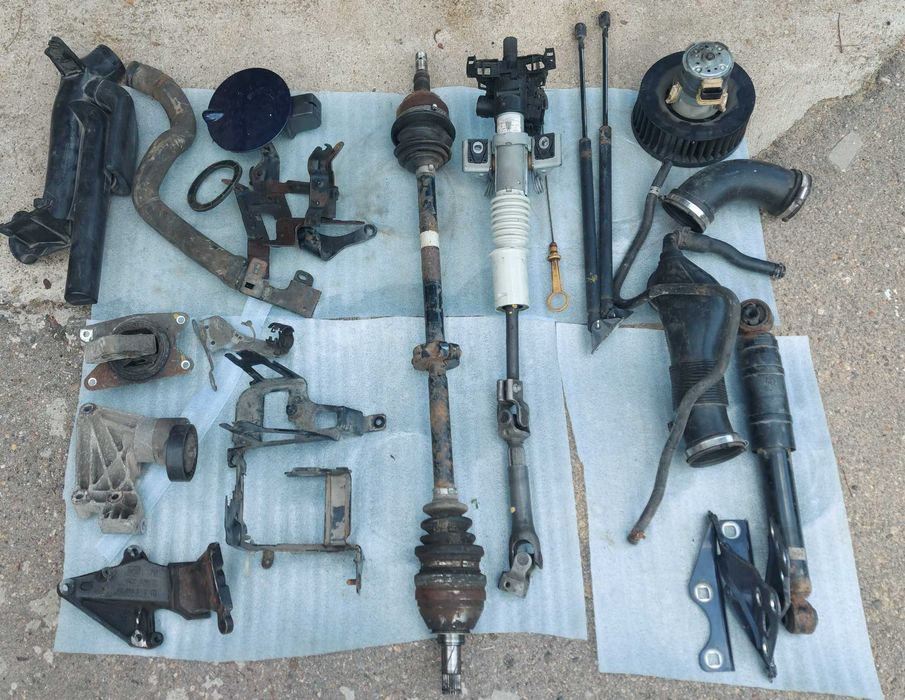 Опел Зафира А 2002 1,8 125кс бензин на Части