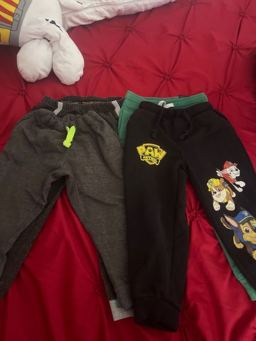 Pantaloni de trening de copii