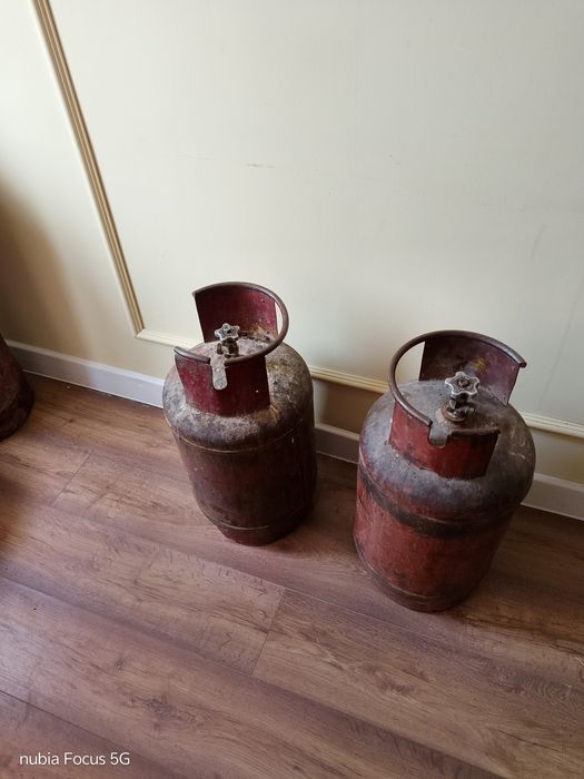 Газовый баллон большой 1 штук