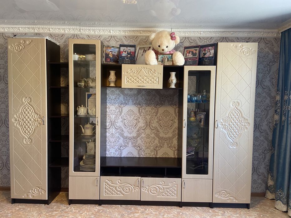 Продаю стенка