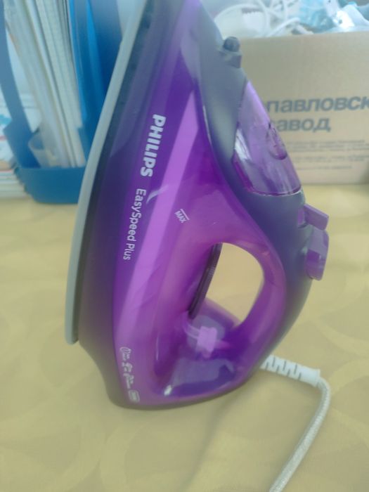 Продам утюг б/у Philips