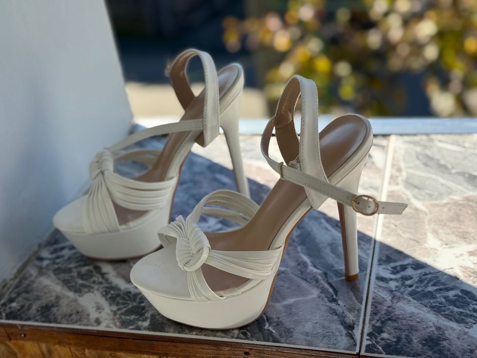 Sandale mireasa cu toc