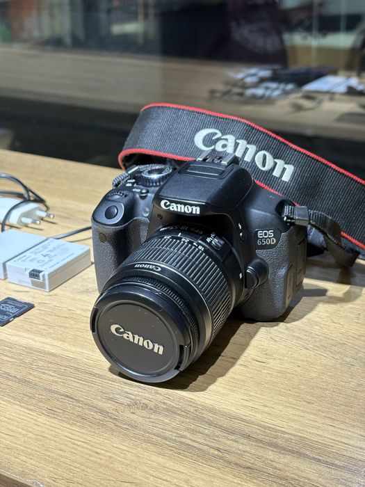 Canon 650 D все комплекте