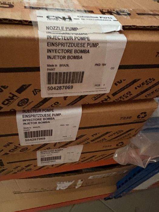injectoare Iveco Stralis/ astra/trakker cursor 13 euro 5 504287069 noi