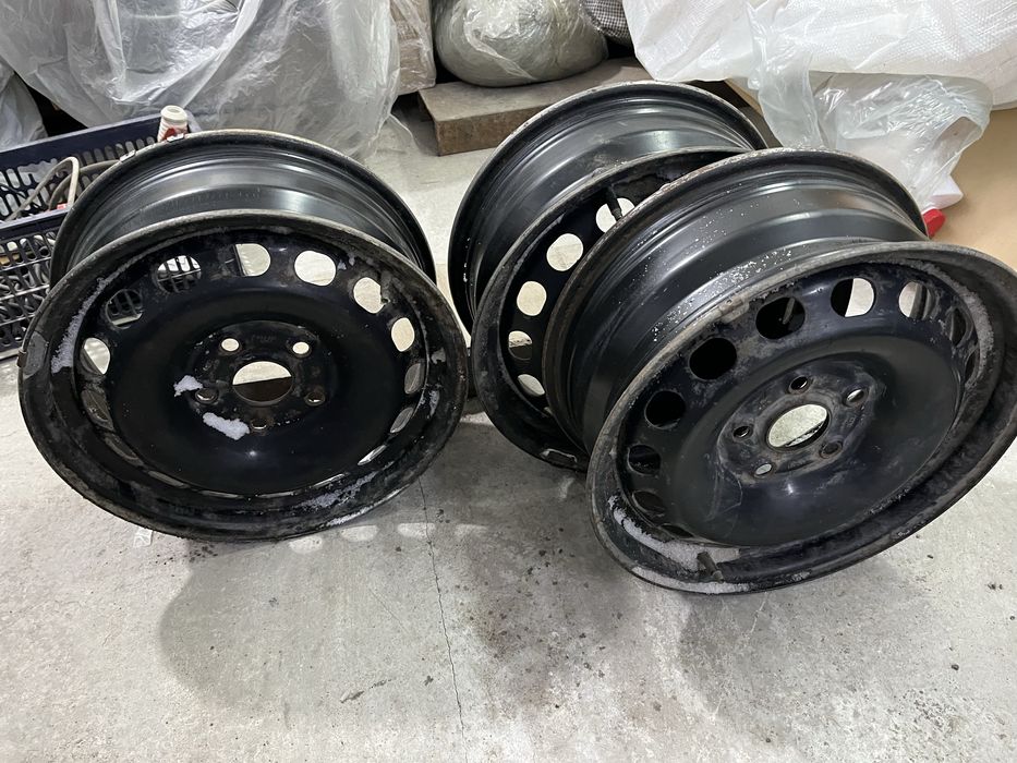 диски в очень хорошем состоянии оригинал