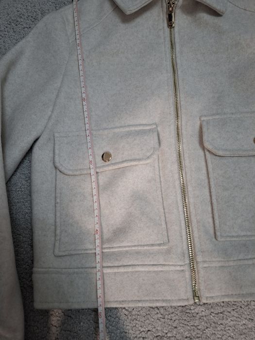 Късо палтенце ZARA