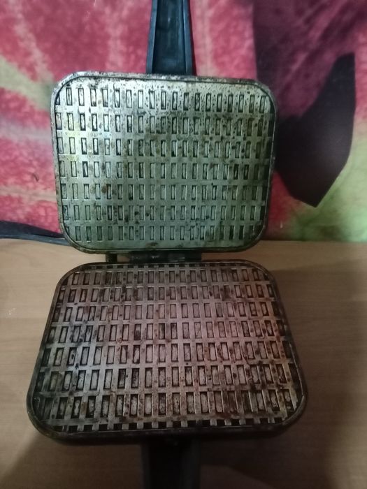 Вафельница советская